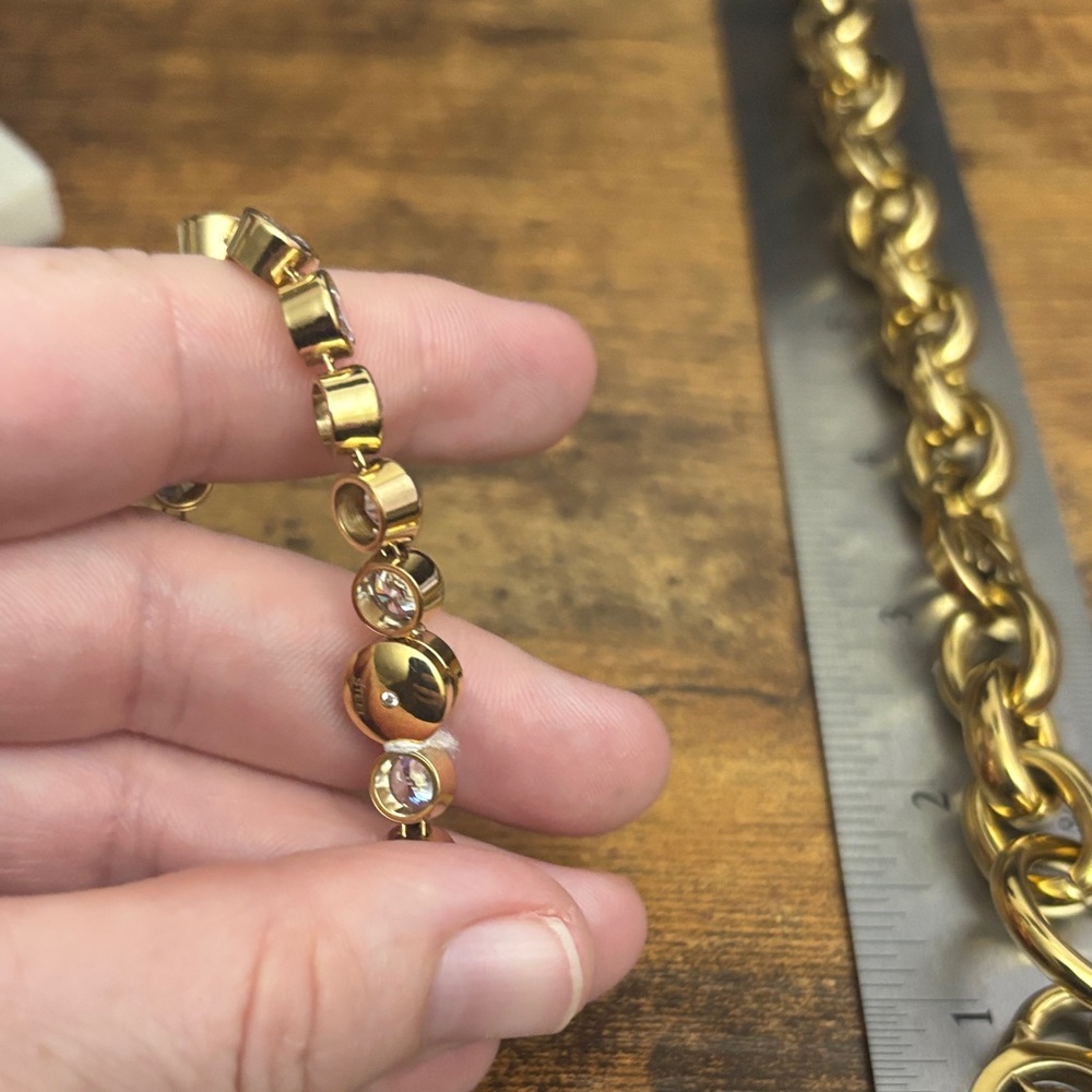 Michael Kors Rhinestone Tennis bracelet - Picture 3 of 4